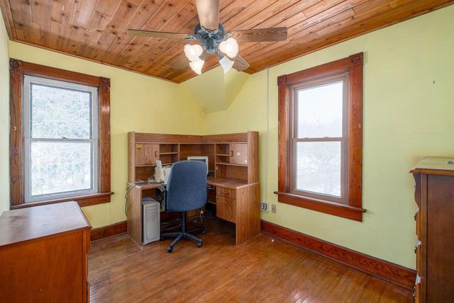 W156N11580 PILGRIM ROAD, Germantown, WI 53022