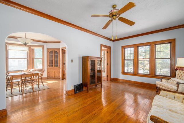 W156N11580 PILGRIM ROAD, Germantown, WI 53022