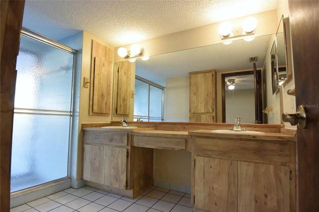 1382 VALIANT AVENUE, Spring Hill, FL 34608