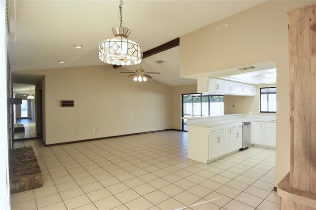 1382 VALIANT AVENUE, Spring Hill, FL 34608