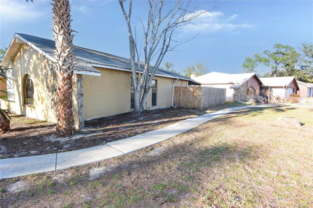 1382 VALIANT AVENUE, Spring Hill, FL 34608