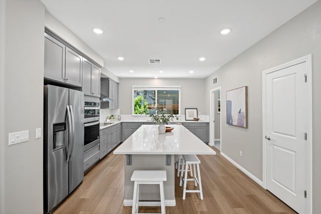 667 Beechnut Court, San Jose, CA 95133