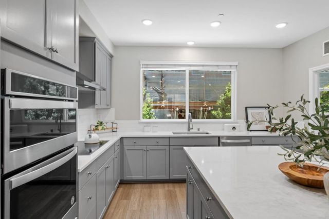 667 Beechnut Court, San Jose, CA 95133