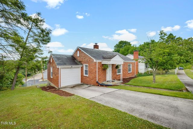 110 East Park Drive, Kingsport, TN 37660
