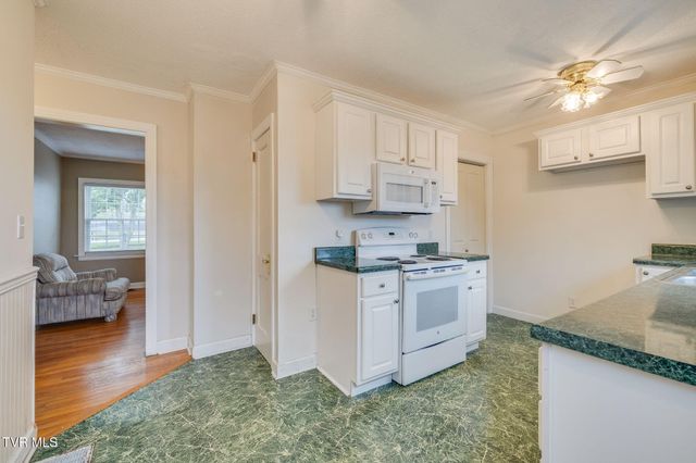 110 East Park Drive, Kingsport, TN 37660