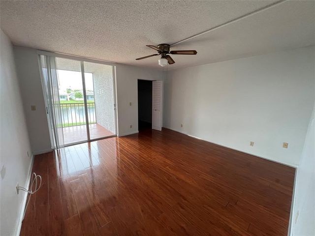 14747 Cumberland Drive 206, Delray Beach, FL 33446