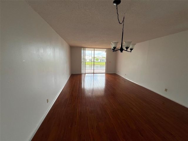 14747 Cumberland Drive 206, Delray Beach, FL 33446