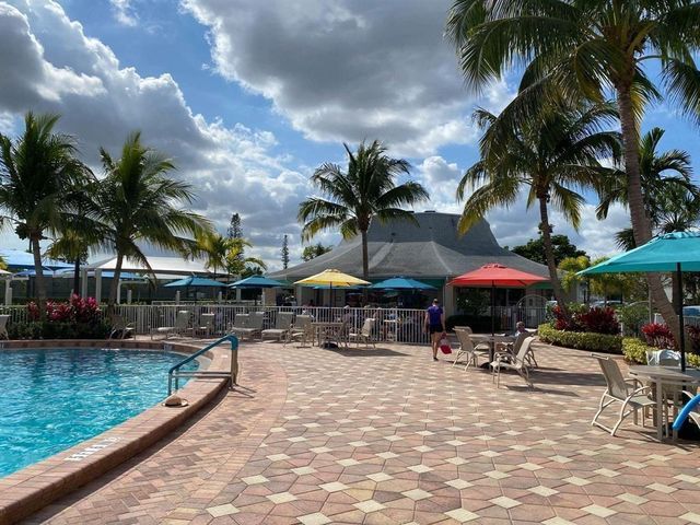 14747 Cumberland Drive 206, Delray Beach, FL 33446