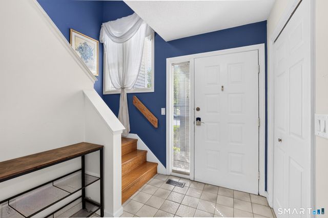 11 River Mead 11, Avon, CT 06001