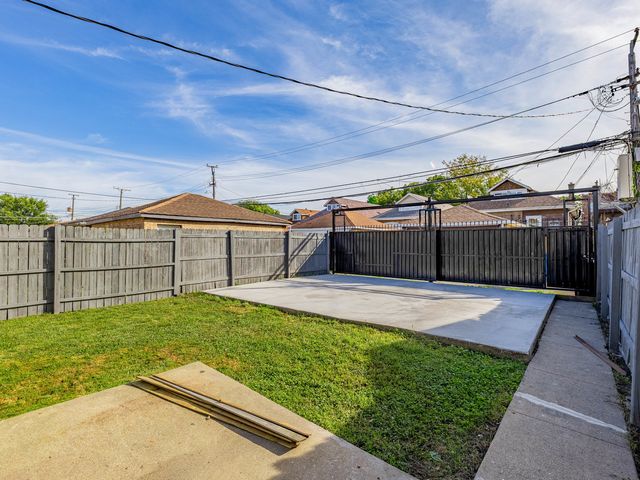 7755 S Wolcott Avenue, Chicago, IL 60620