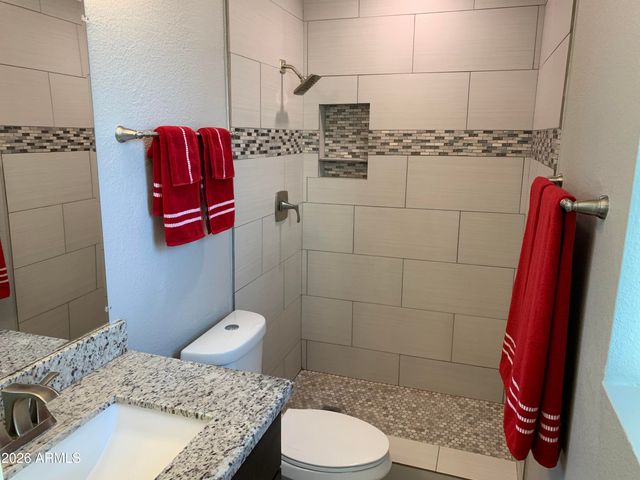 7001 E LOMA LAND Drive, Scottsdale, AZ 85257