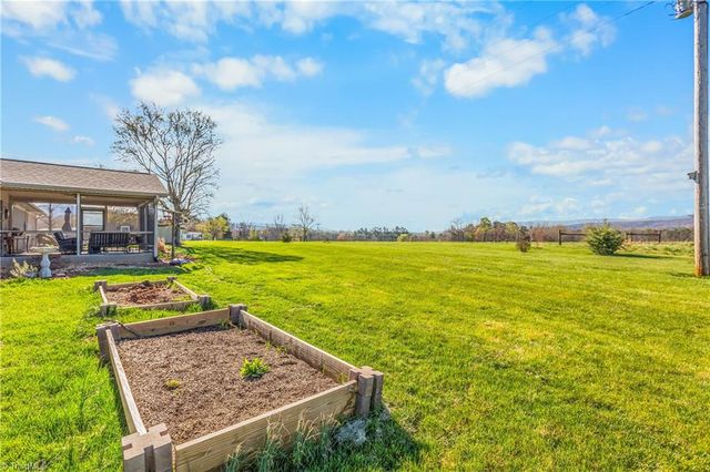 1358 Armstrong Road, Jonesville, NC 28642