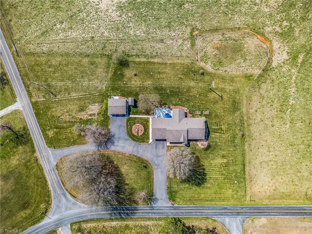 1358 Armstrong Road, Jonesville, NC 28642