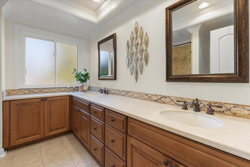 Image 29 of property listing at 61 61 Willowview Ct, Danville, CA 94526