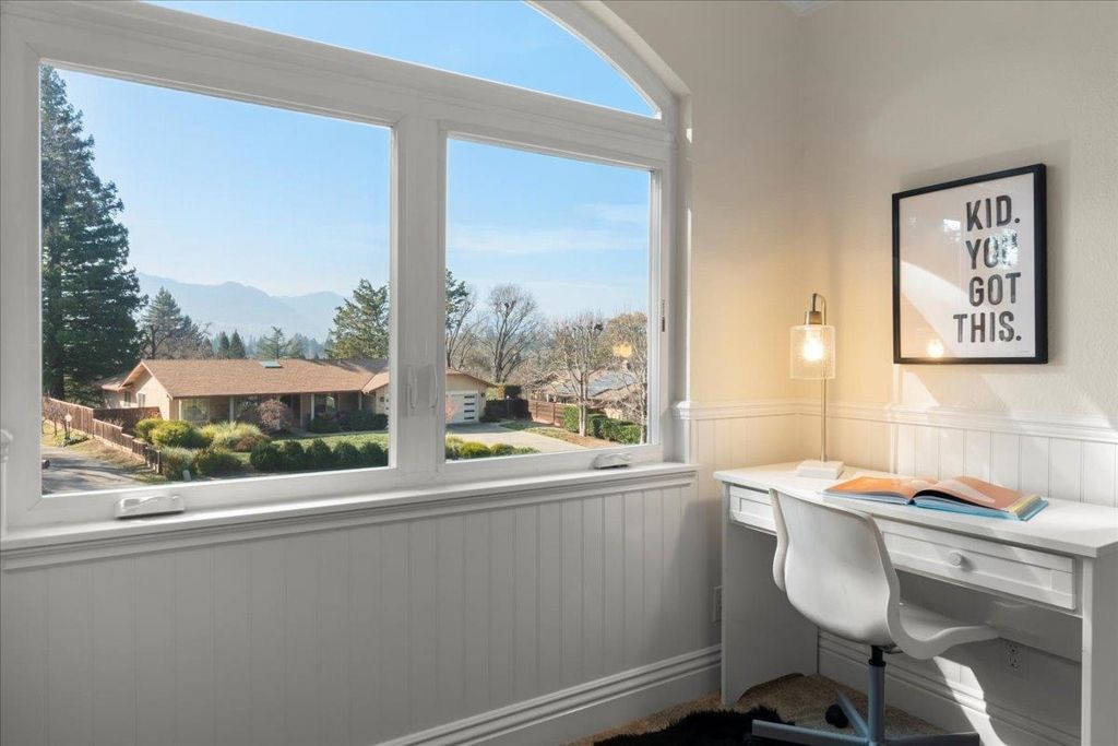 Image 32 of property listing at 61 61 Willowview Ct, Danville, CA 94526