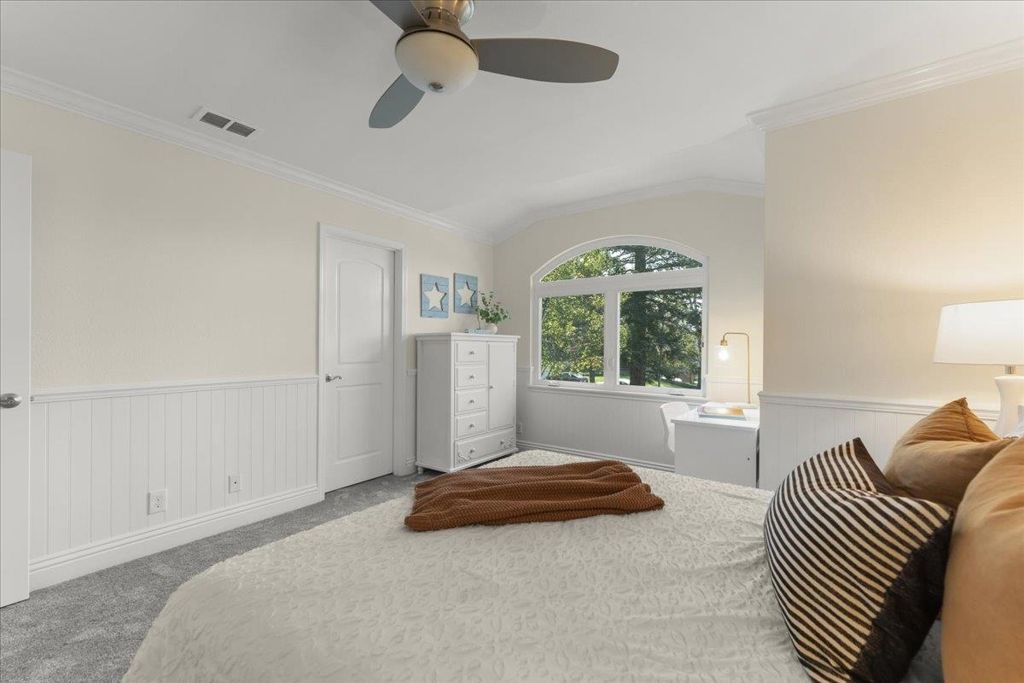 Image 33 of property listing at 61 61 Willowview Ct, Danville, CA 94526