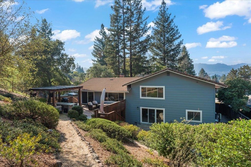 Image 51 of property listing at 61 61 Willowview Ct, Danville, CA 94526