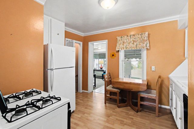 826 Irving Avenue, Royal Oak City, MI 48067
