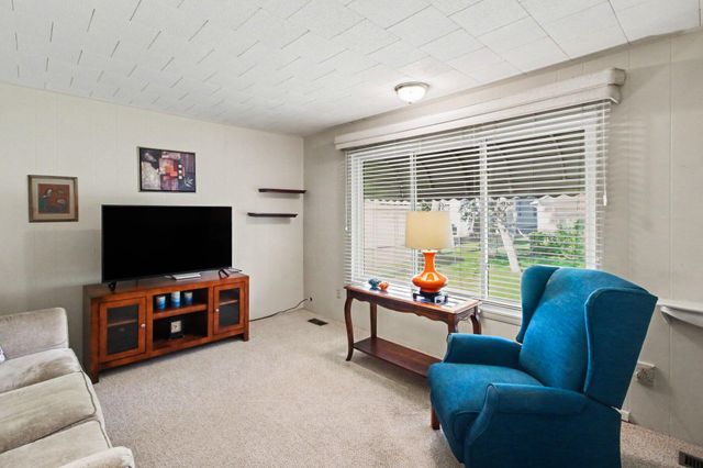 826 Irving Avenue, Royal Oak City, MI 48067