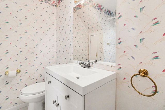 826 Irving Avenue, Royal Oak City, MI 48067