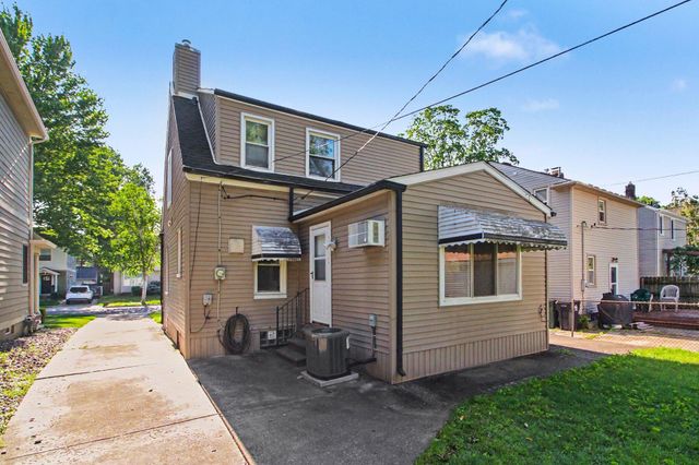 826 Irving Avenue, Royal Oak City, MI 48067