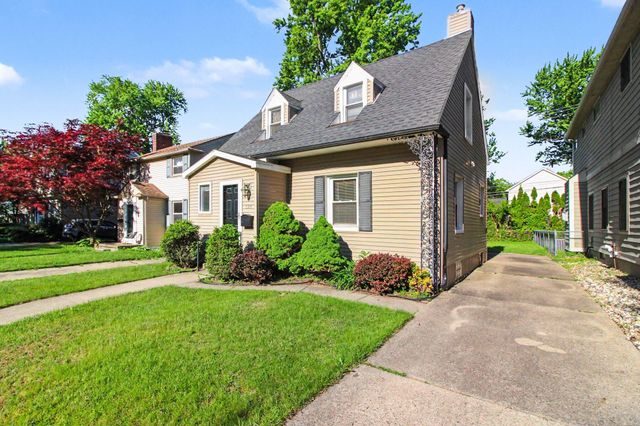 826 Irving Avenue, Royal Oak City, MI 48067