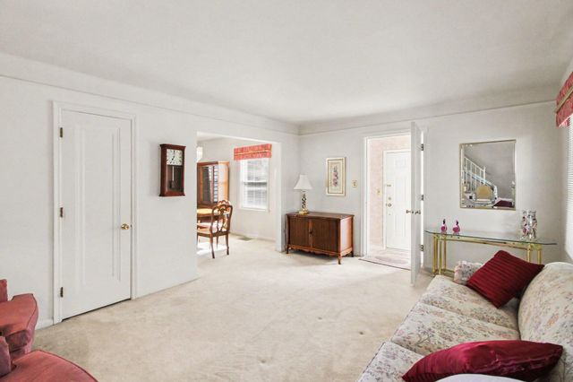 826 Irving Avenue, Royal Oak City, MI 48067