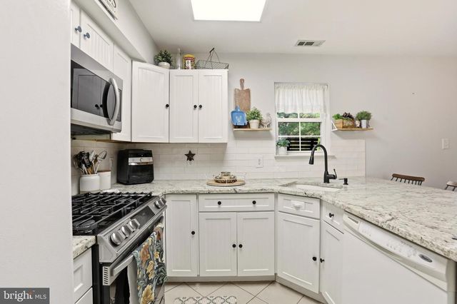 1544 BENJAMIN FRANKLIN CT, Mays Landing, NJ 08330