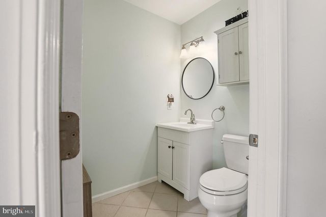 1544 BENJAMIN FRANKLIN CT, Mays Landing, NJ 08330