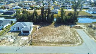 122 NE 9TH STREET, Cape Coral, FL 33909