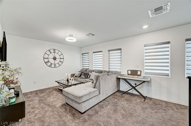 645 Soaring Wings Avenue, Las Vegas, NV 89183