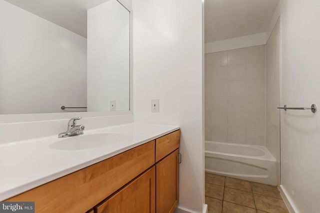 856 N 20TH ST, Philadelphia, PA 19130