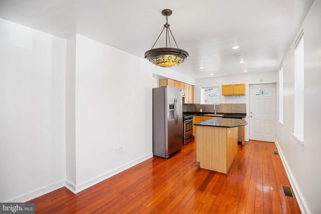 856 N 20TH ST, Philadelphia, PA 19130