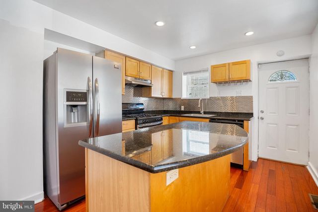 856 N 20TH ST, Philadelphia, PA 19130