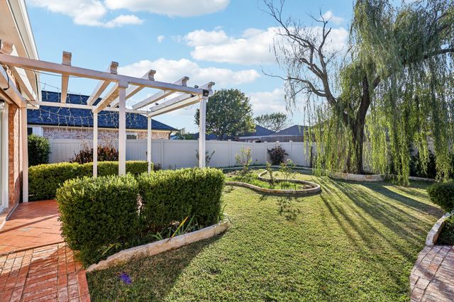 7313 San Carlos Drive, Rowlett, TX 75089