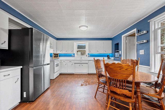 406 OAK STREET, Luxemburg, WI 54217