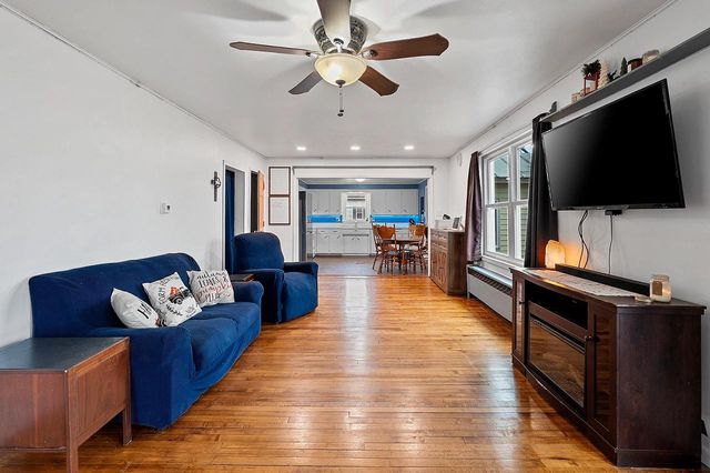 406 OAK STREET, Luxemburg, WI 54217