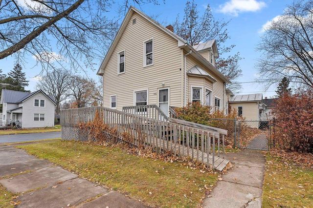 406 OAK STREET, Luxemburg, WI 54217