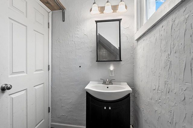 406 OAK STREET, Luxemburg, WI 54217