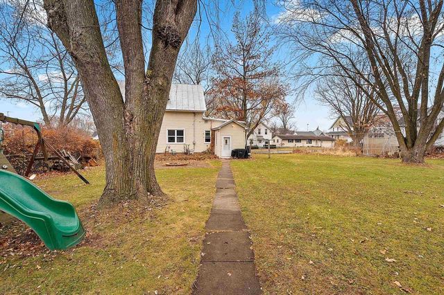 406 OAK STREET, Luxemburg, WI 54217