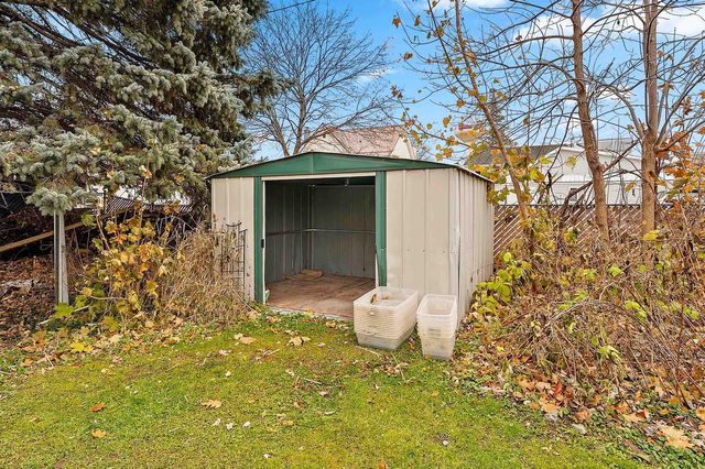 406 OAK STREET, Luxemburg, WI 54217