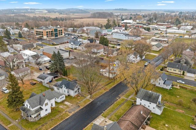 406 OAK STREET, Luxemburg, WI 54217