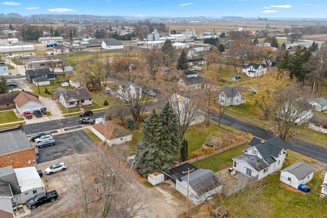 406 OAK STREET, Luxemburg, WI 54217