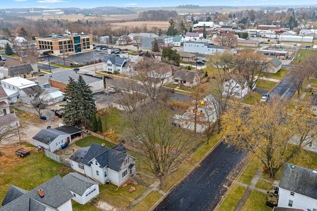 406 OAK STREET, Luxemburg, WI 54217