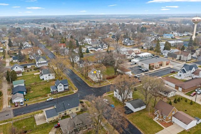 406 OAK STREET, Luxemburg, WI 54217