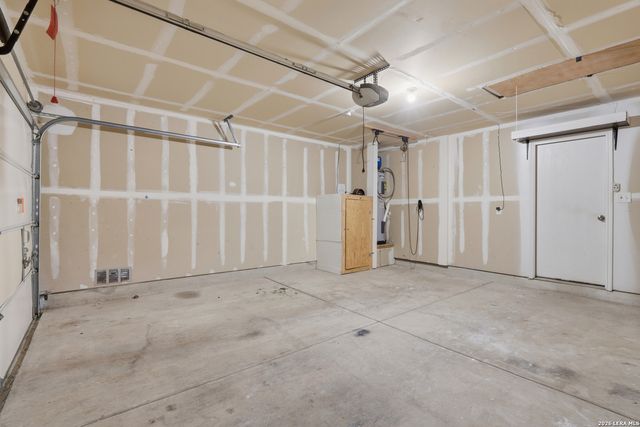 16410 KENTUCKY RDG, Selma, TX 78154