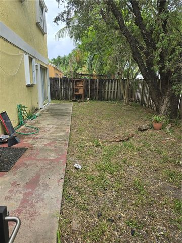 12687 SW 146th St, Miami, FL 33186