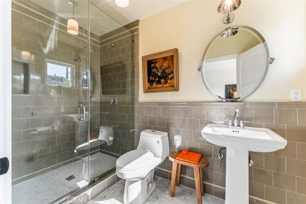 Image 26 of property listing at 6525 Ruffner Avenue, Lake Balboa, CA 91406