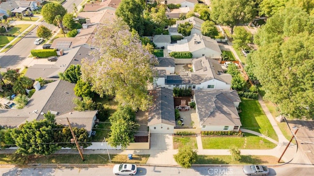 Image 54 of property listing at 6525 Ruffner Avenue, Lake Balboa, CA 91406