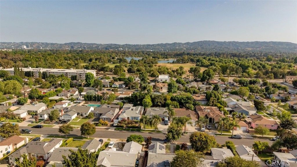 Image 56 of property listing at 6525 Ruffner Avenue, Lake Balboa, CA 91406
